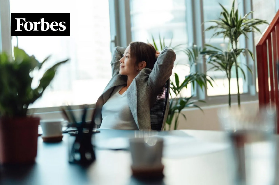 The Pause That Powers Progress: A Year-End Practice To Try